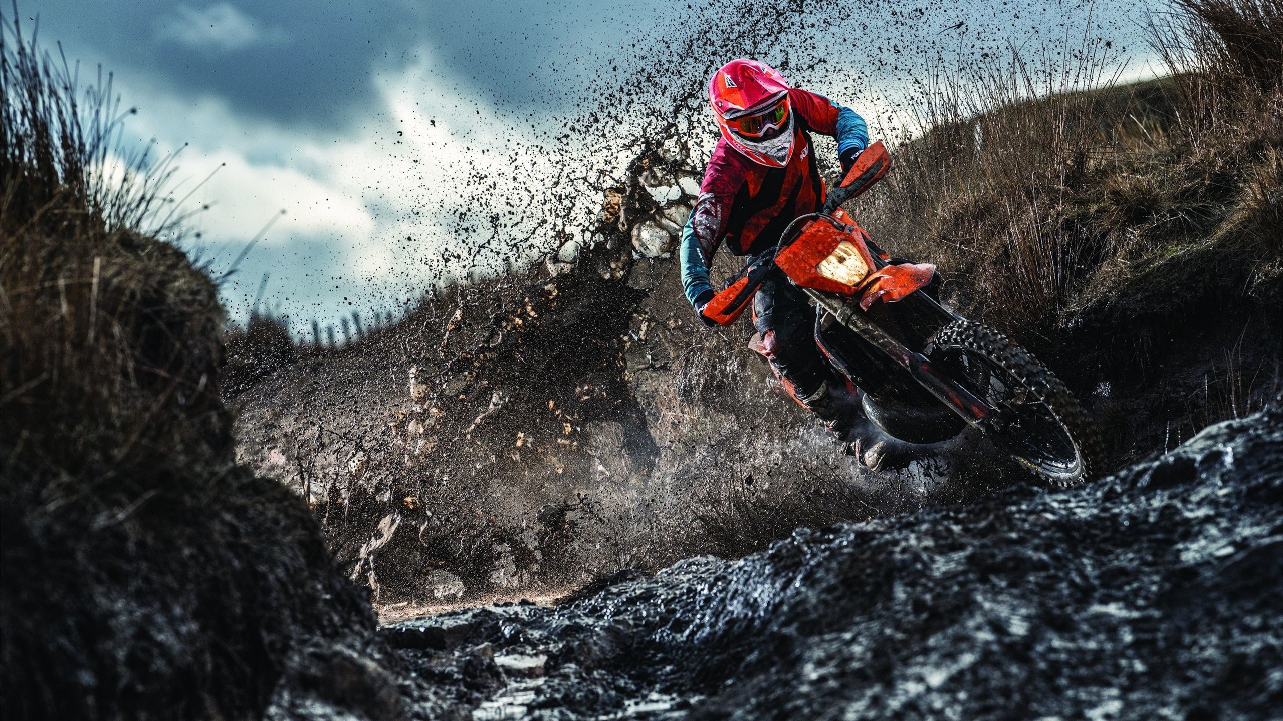 爱游戏app安装-男子混合泳个人项目表现均衡，男子混合泳视频