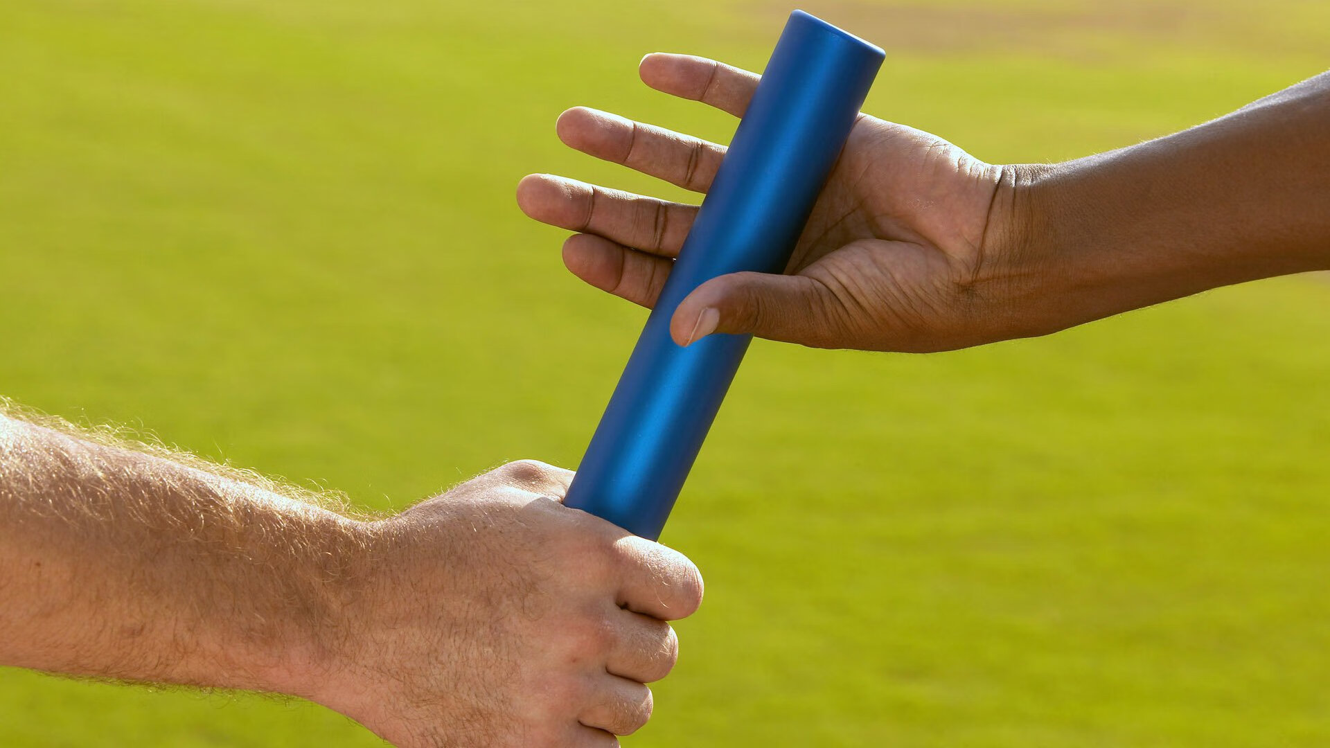 爱游戏体育app-体育品牌赞助赛事加码推动联赛曝光率与商业价值双提升，体育赞助加强品牌知名度的利弊